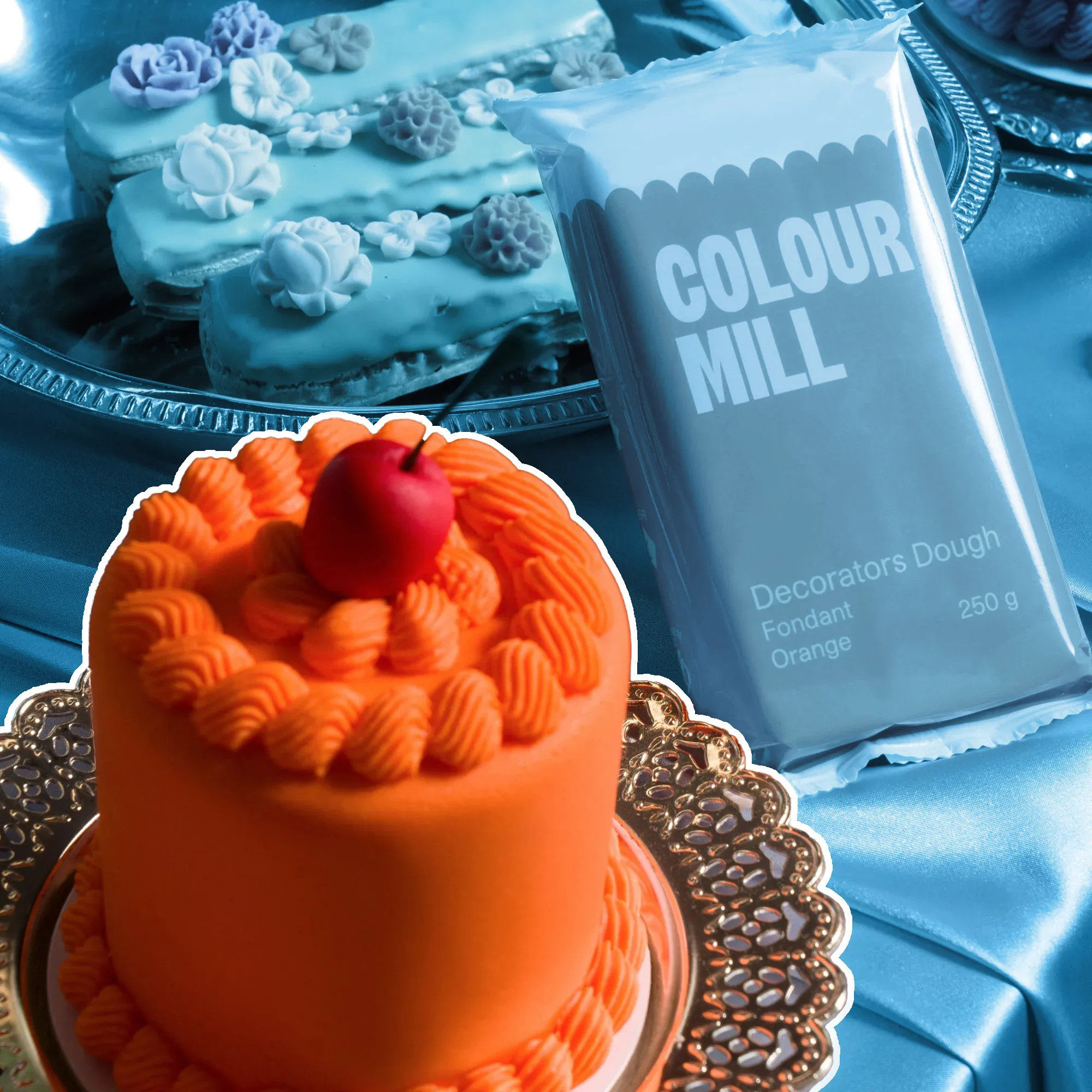 Cake Decorating blue