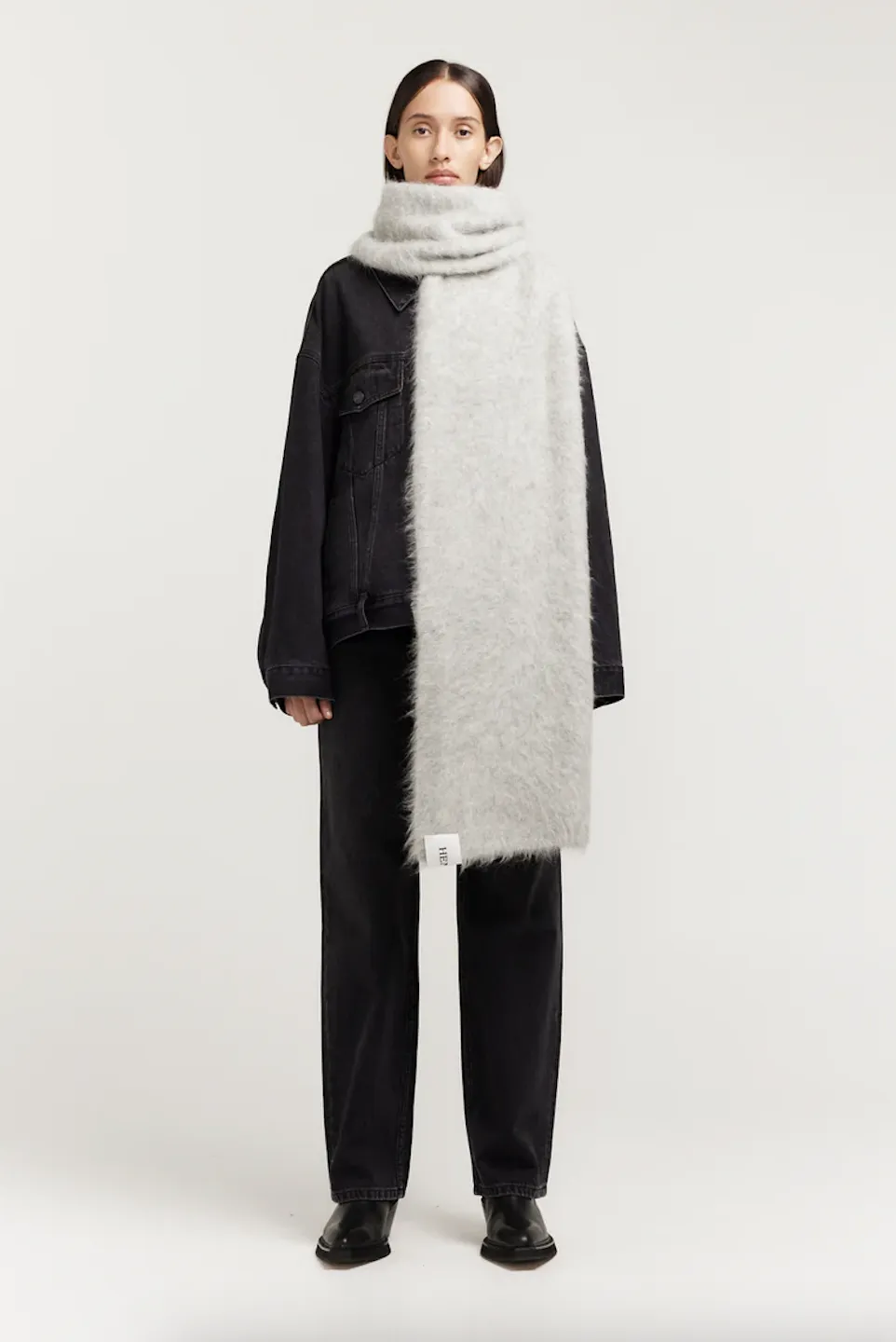 Henne large pale grey scarf on model